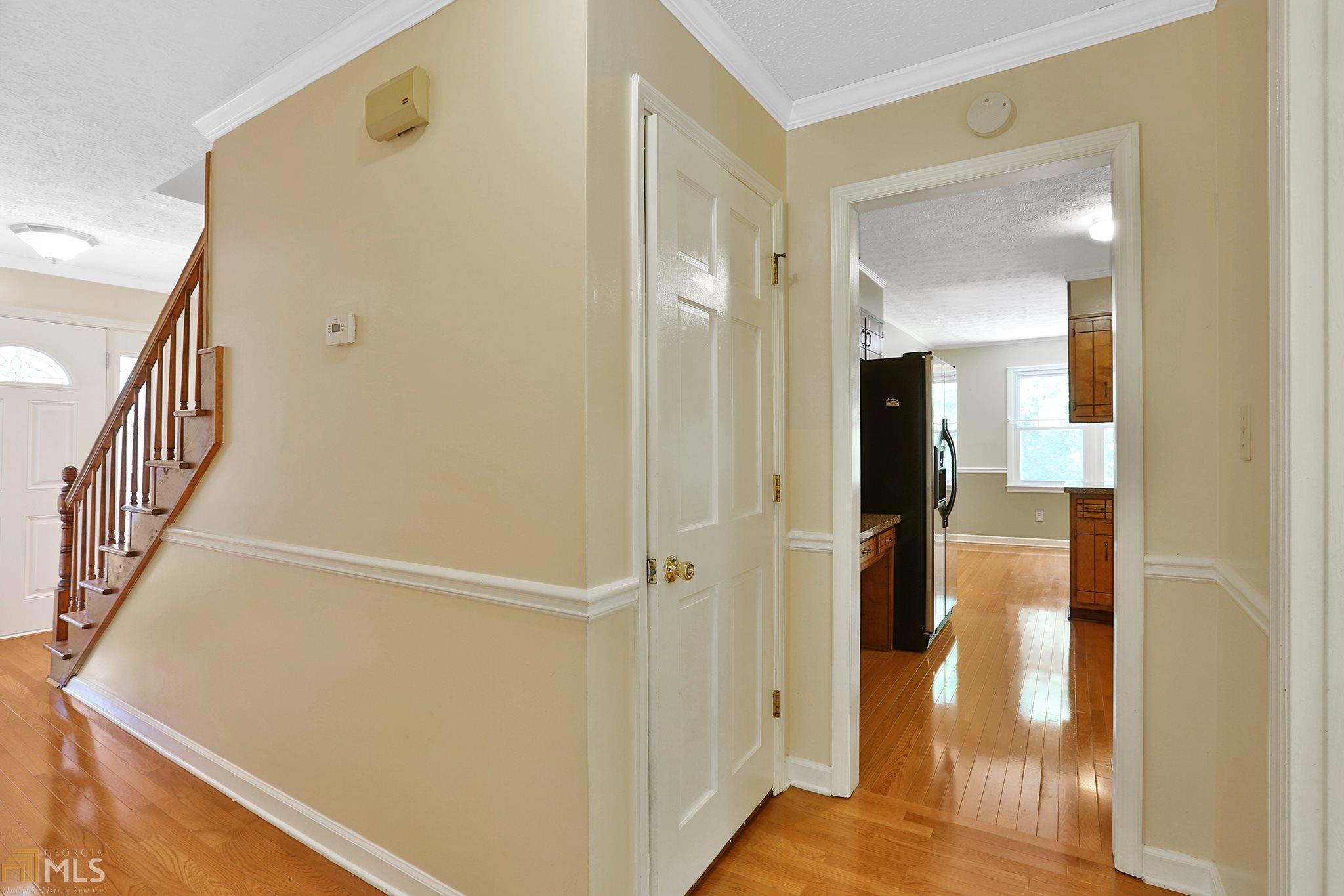 490 Anthony Dr, Tyrone, GA 30290 photo 6