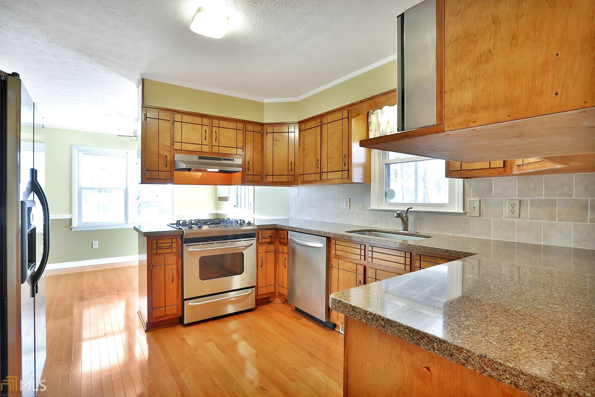 490 Anthony Dr, Tyrone, GA 30290 photo 14