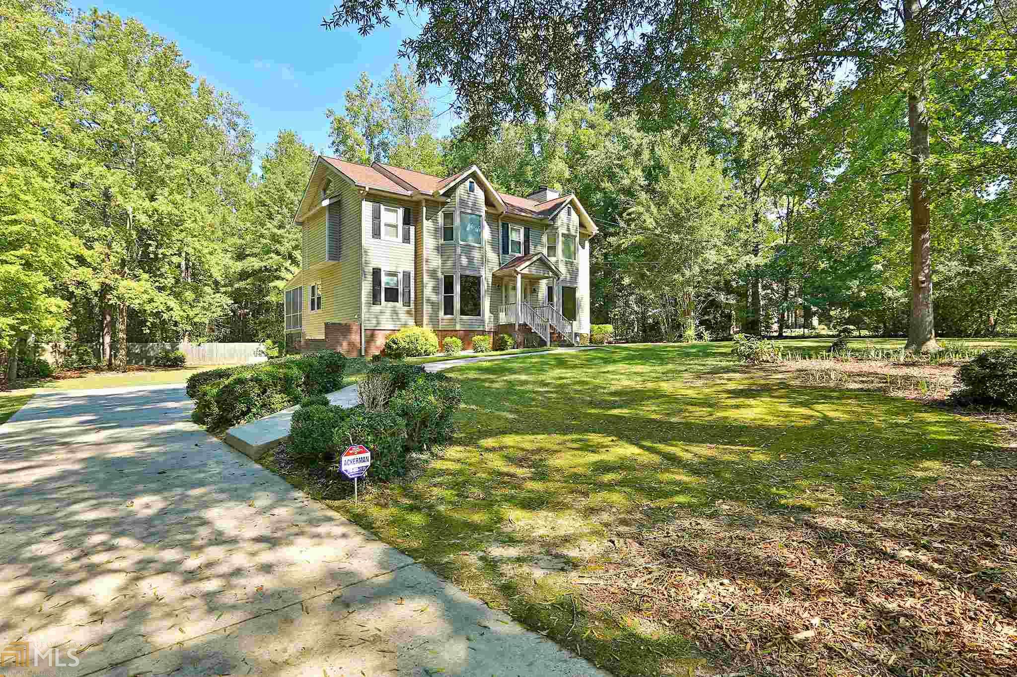 490 Anthony Dr, Tyrone, GA 30290 photo 3