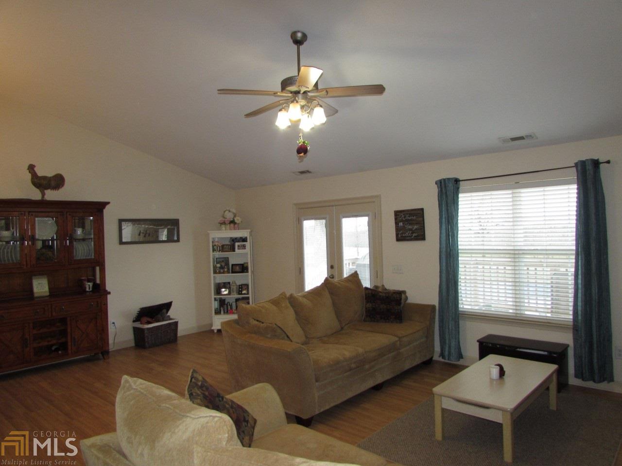 102 Millstone Dr, Commerce, GA 30530 photo 8