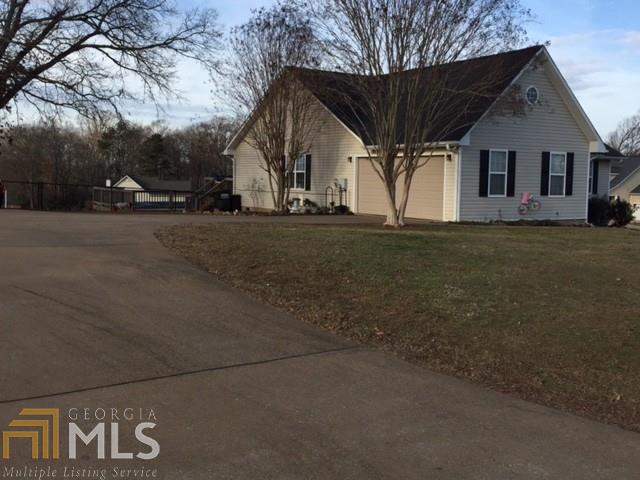 102 Millstone Dr, Commerce, GA 30530 photo 3
