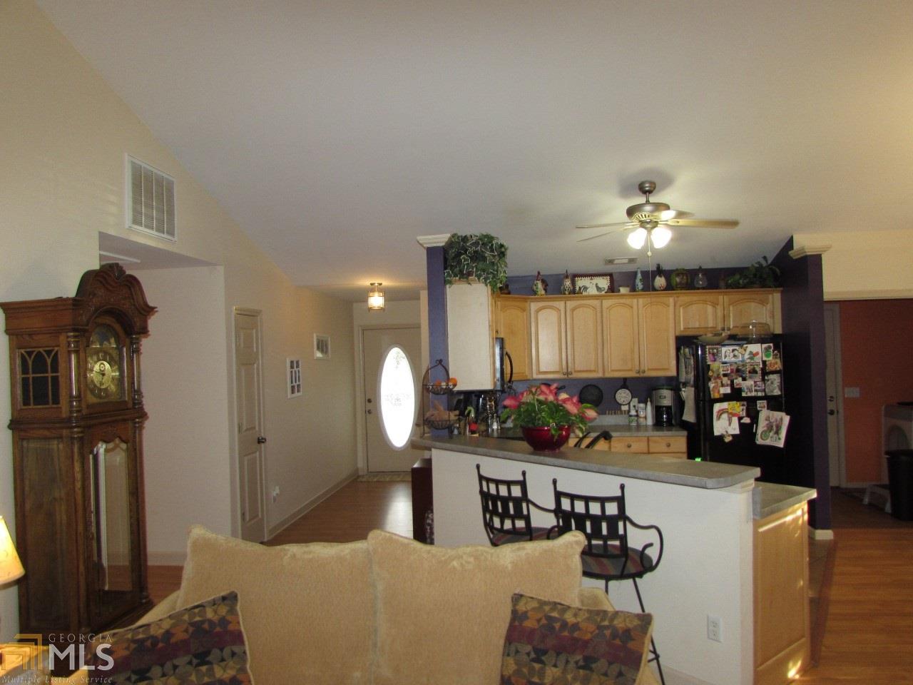 102 Millstone Dr, Commerce, GA 30530 photo 6