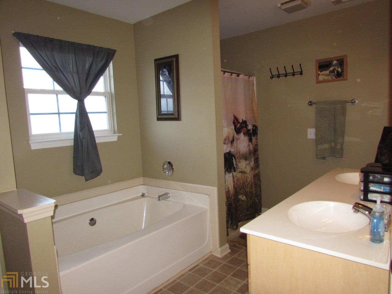 102 Millstone Dr, Commerce, GA 30530 photo 18