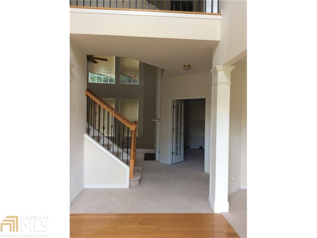 520 Midhurst Pl, Suwanee, GA 30024 photo 3