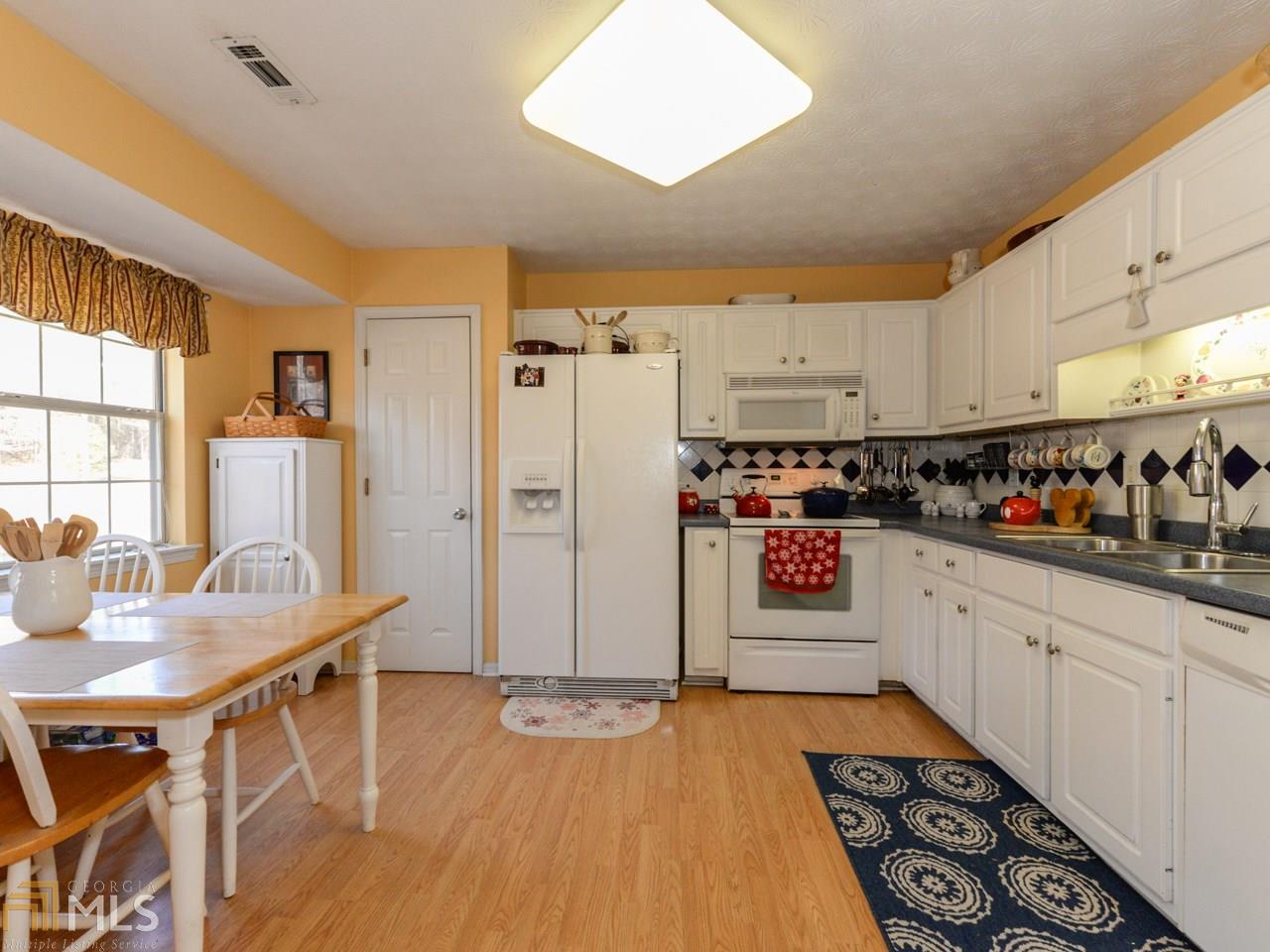 450 Robin, Covington, GA 30016 photo 7