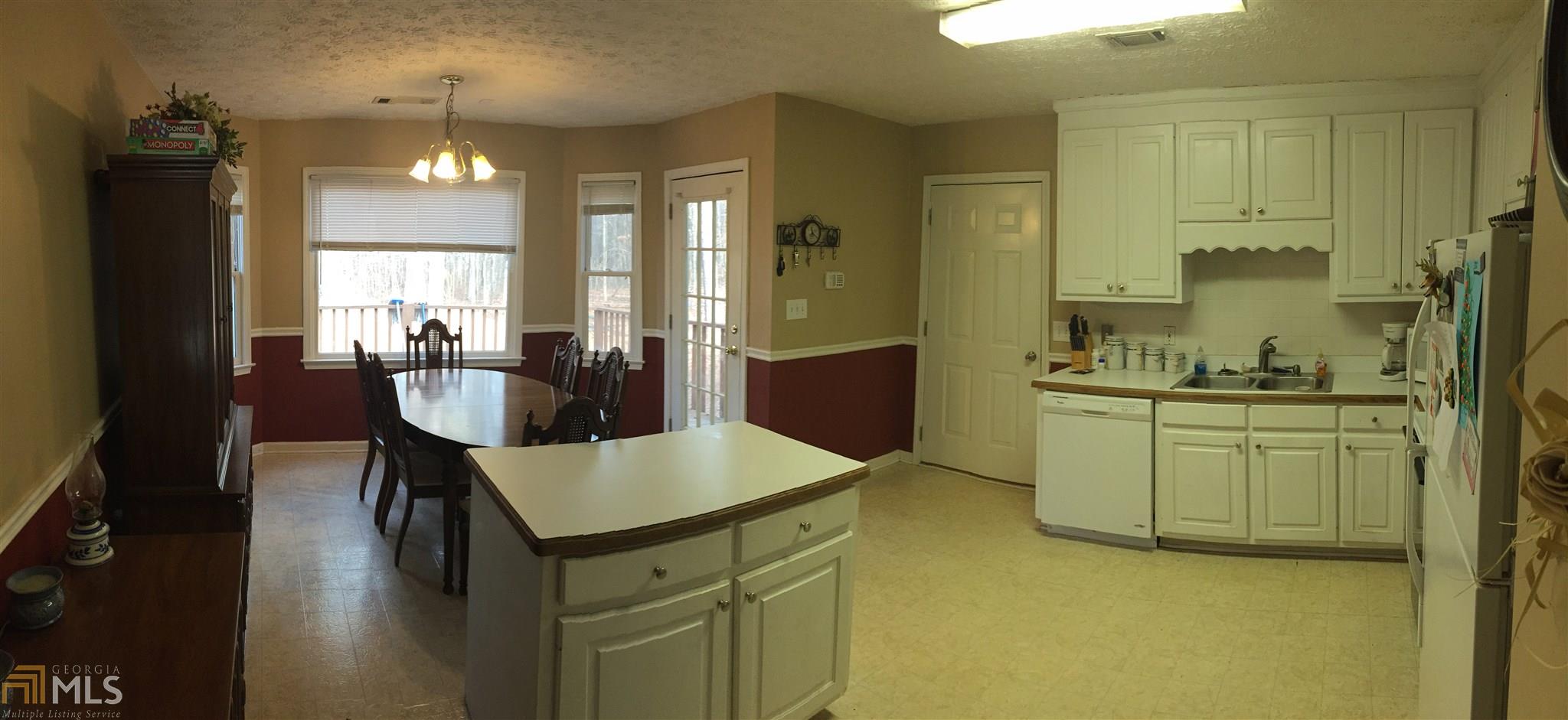 370 Five Oaks Dr, Covington, GA 30014 photo 4