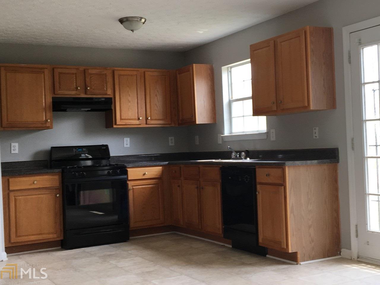 523 Kimberwick Dr, Hampton, GA 30228 photo 8