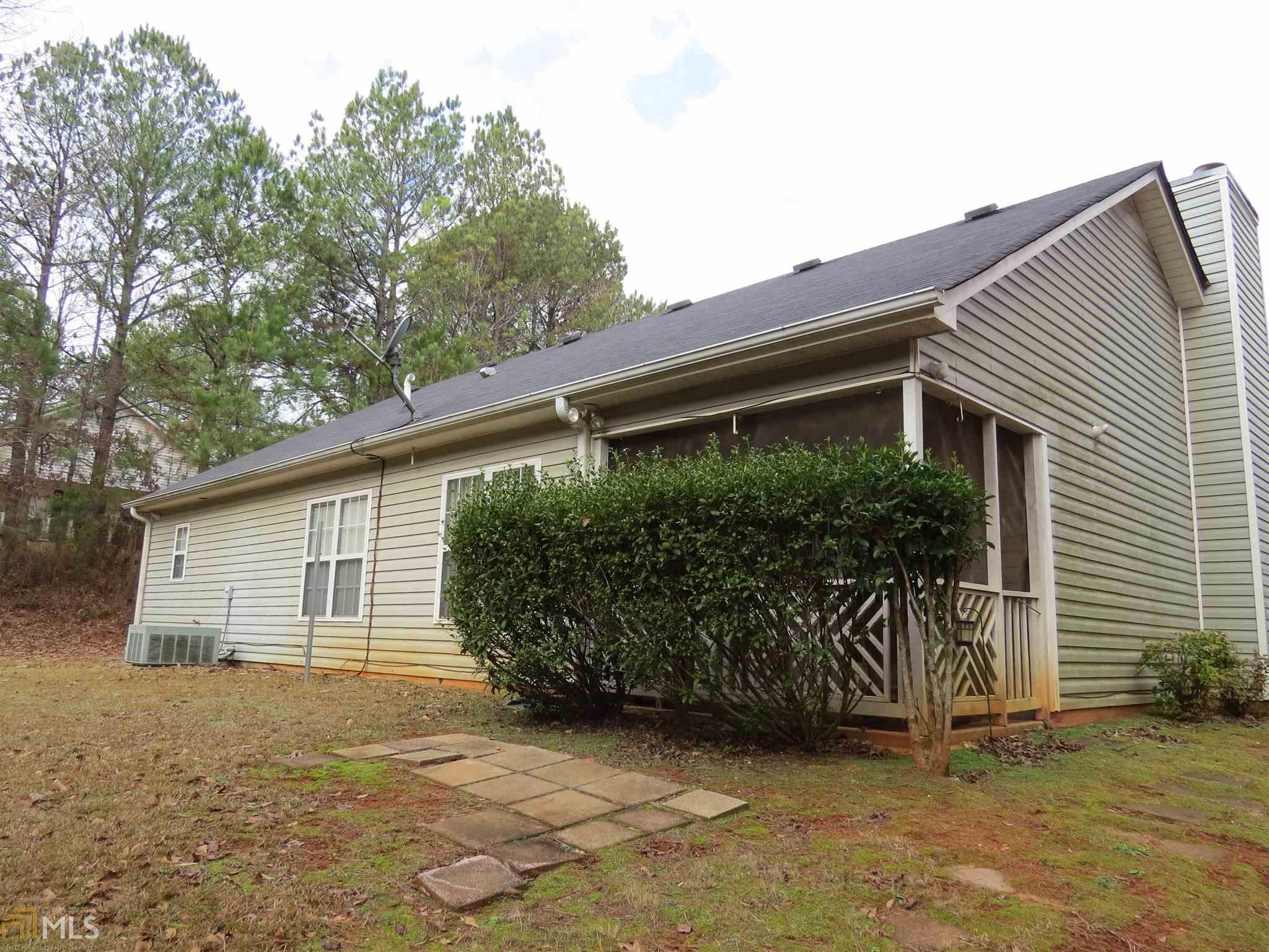 125 Chestnut Dr, Covington, GA 30016 photo 2