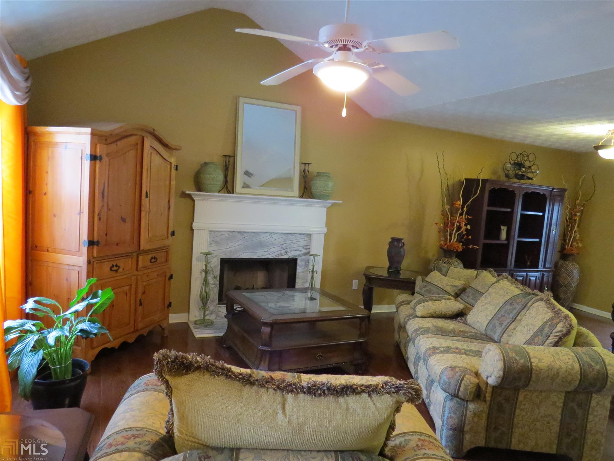 125 Chestnut Dr, Covington, GA 30016 photo 8