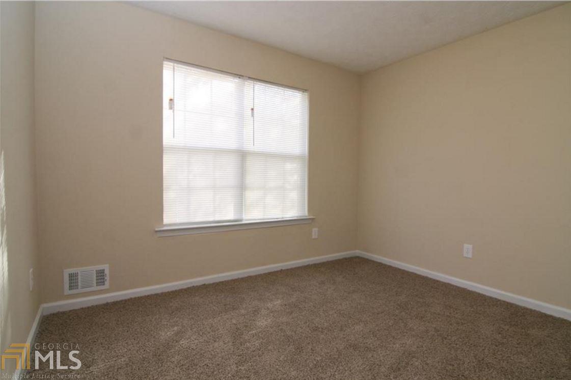 305 Overlook, Covington, GA 30016 photo 12