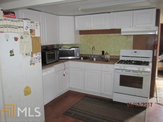 209 Weavers Lake Front Rd, Jackson, GA 30233 photo 6
