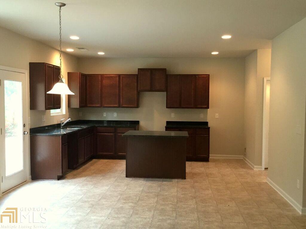 1410 Stone Ridge Ct, Hampton, GA 30228 photo 5