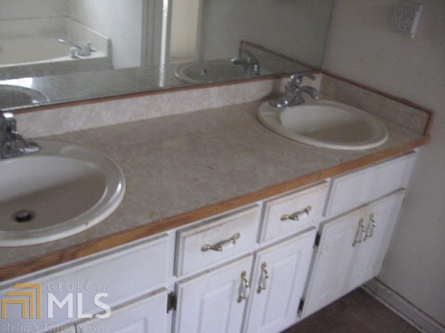 140 Rivermist Dr, Covington, GA 30014 photo 8