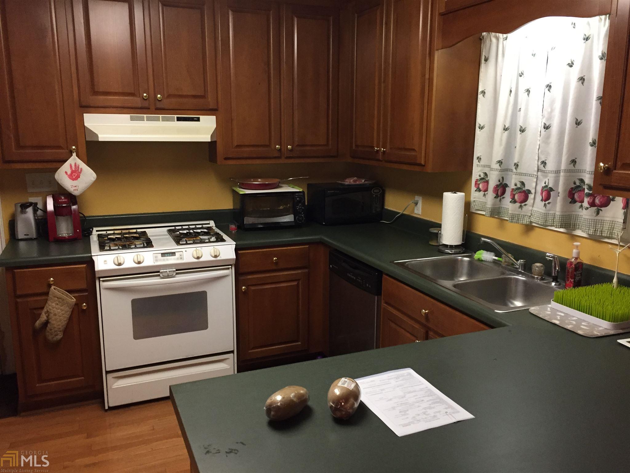 69 Chanticleer Rd, Commerce, GA 30529 photo 7