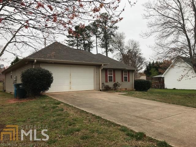 69 Chanticleer Rd, Commerce, GA 30529 photo 3