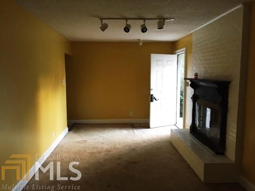 104 Smith Pl, Warner Robins, GA 31093 photo 2