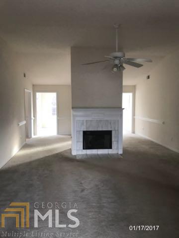 5000 Ruby Mitchell Ct, Ellenwood, GA 30294 photo 4