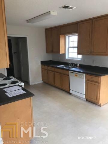 5000 Ruby Mitchell Ct, Ellenwood, GA 30294 photo 8