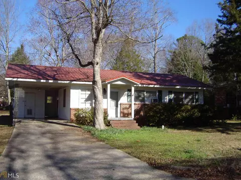1504 S 3rd St, Lanett, AL 36863 photo 2