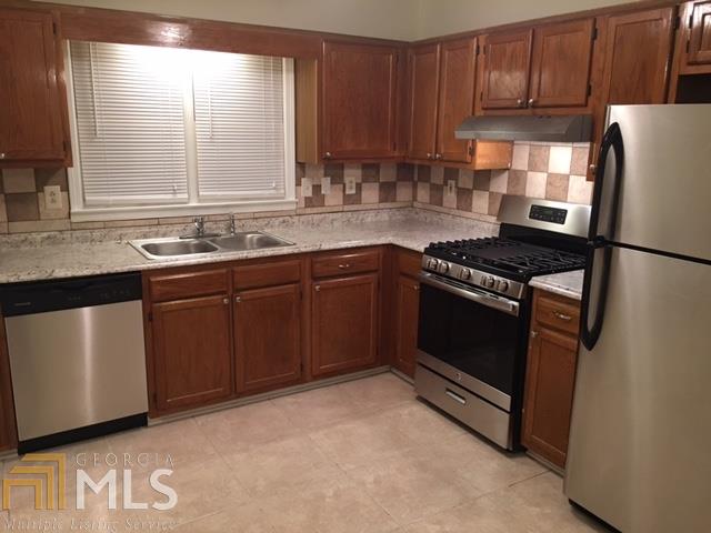11014 Clearwater Dr, Hampton, GA 30228 photo 9