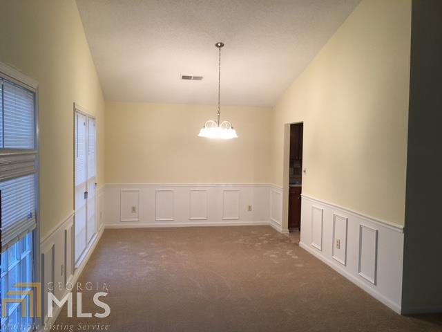 11014 Clearwater Dr, Hampton, GA 30228 photo 5