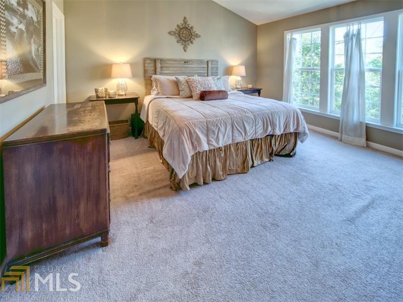 135 Hammersmith Dr, Suwanee, GA 30024 photo 10