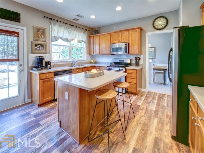 135 Hammersmith Dr, Suwanee, GA 30024 photo 17