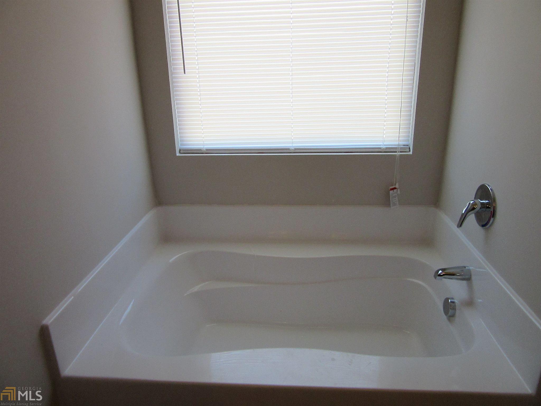 452 Stanebrook Ct, Jackson, GA 30233 photo 11