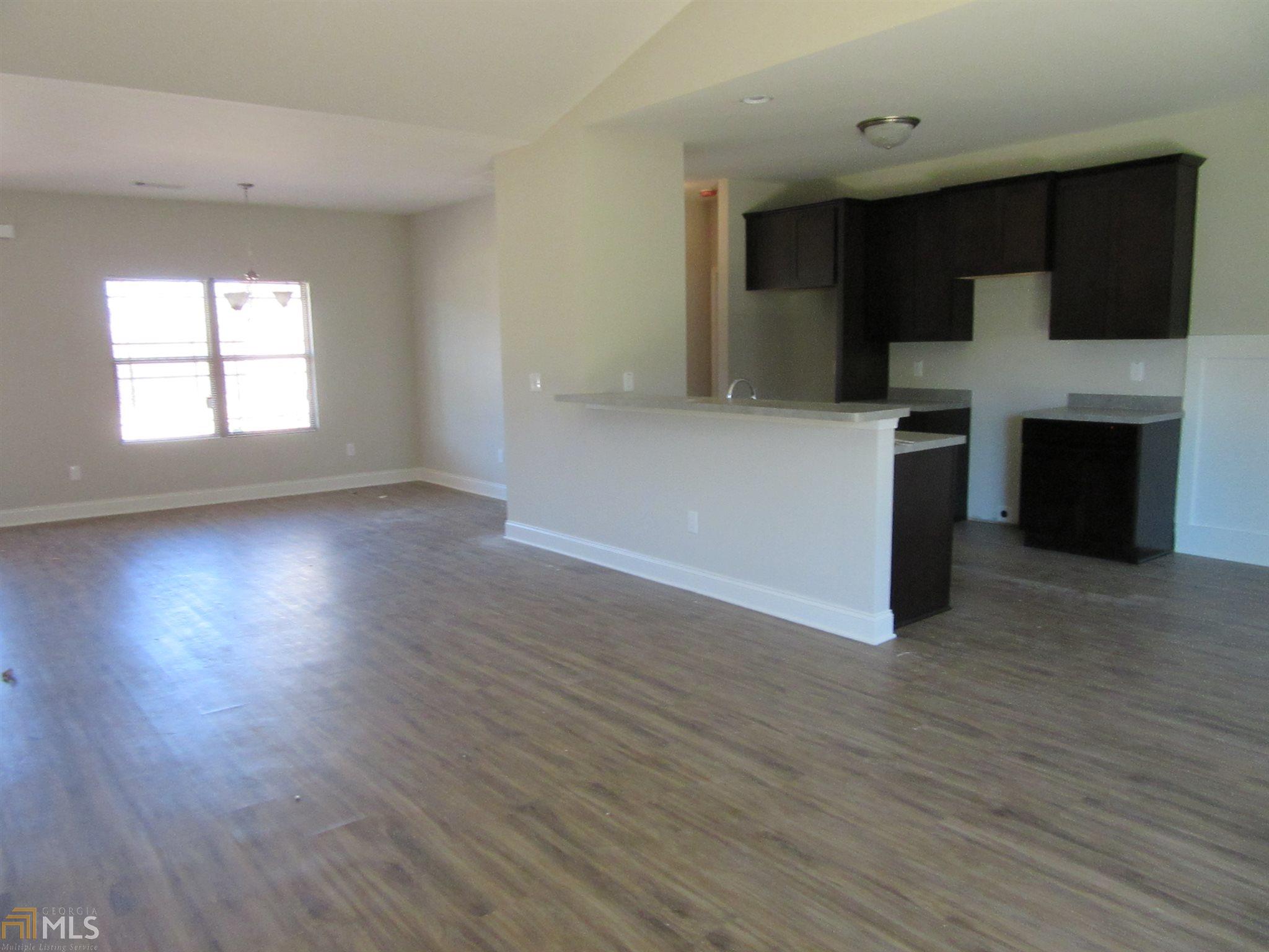 452 Stanebrook Ct, Jackson, GA 30233 photo 5