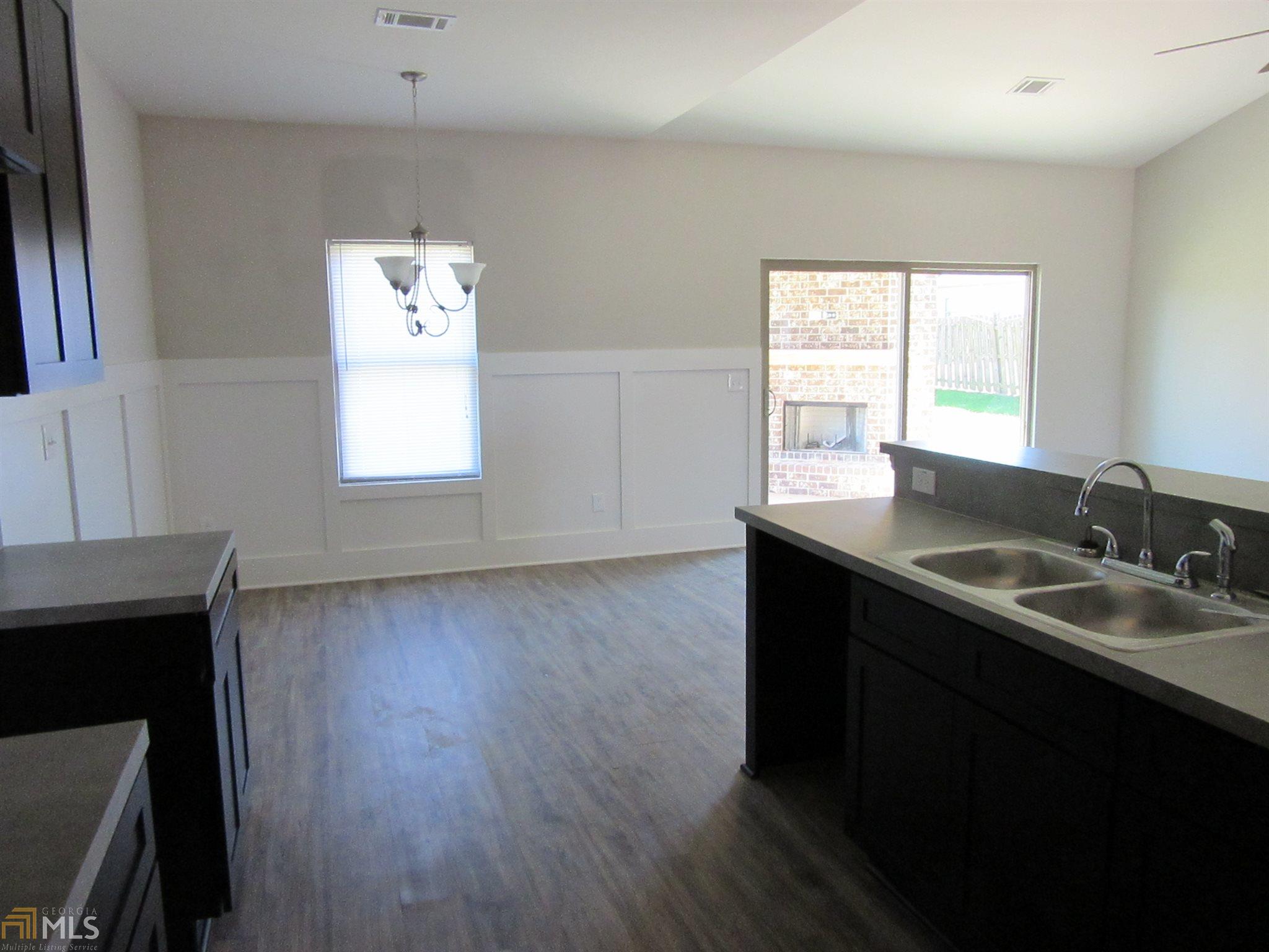 452 Stanebrook Ct, Jackson, GA 30233 photo 8