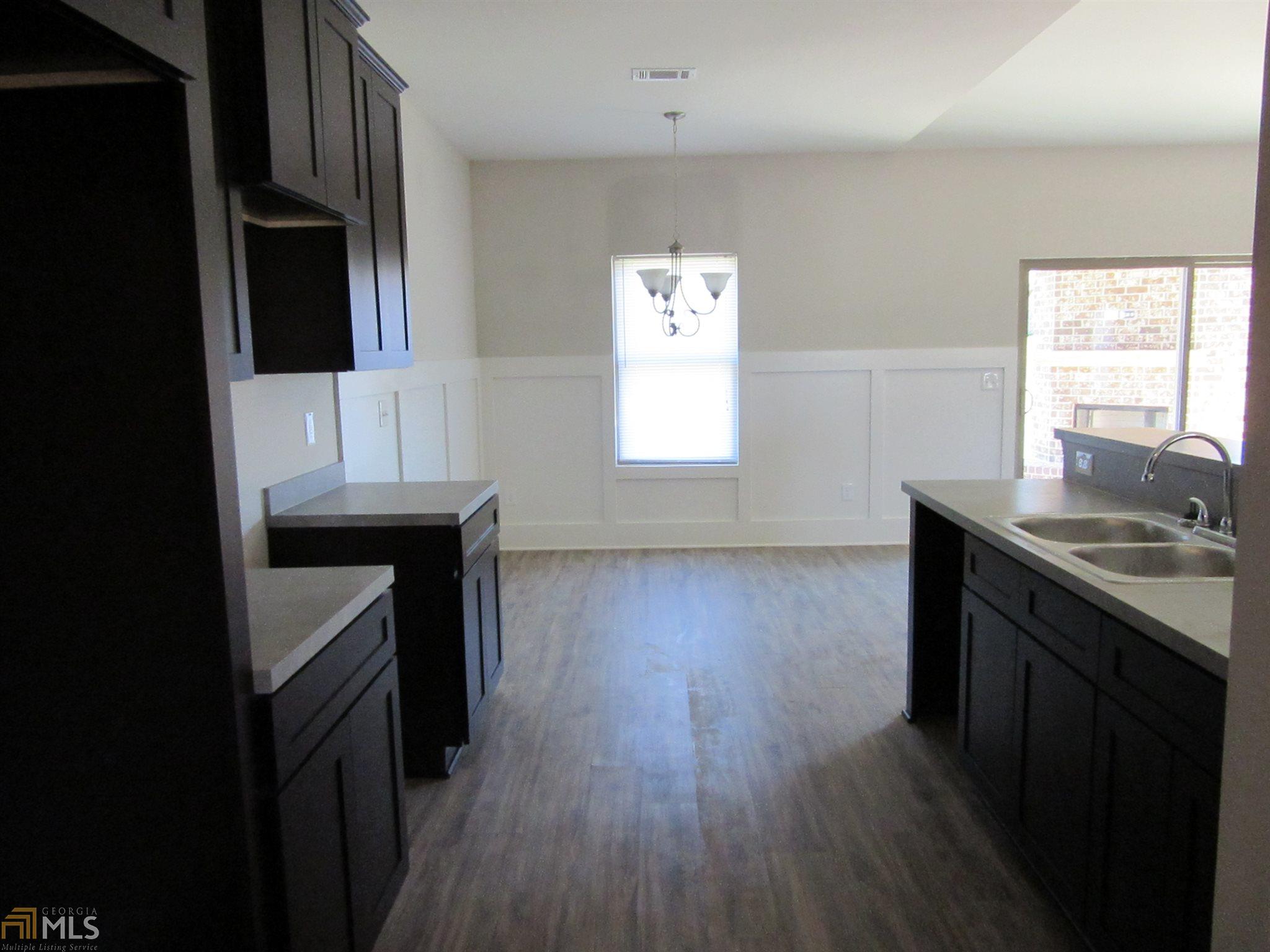 452 Stanebrook Ct, Jackson, GA 30233 photo 6