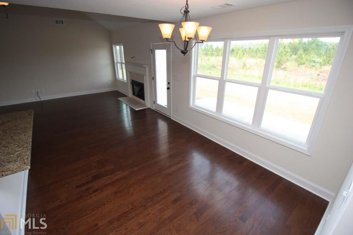 403 Lago Ct, Lagrange, GA 30241 photo 15