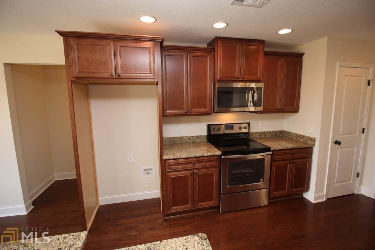 403 Lago Ct, Lagrange, GA 30241 photo 10