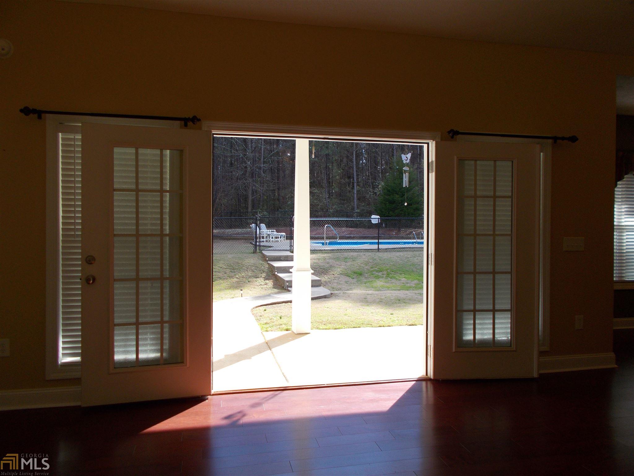 111 E Ball, Jackson, GA 30233 photo 10