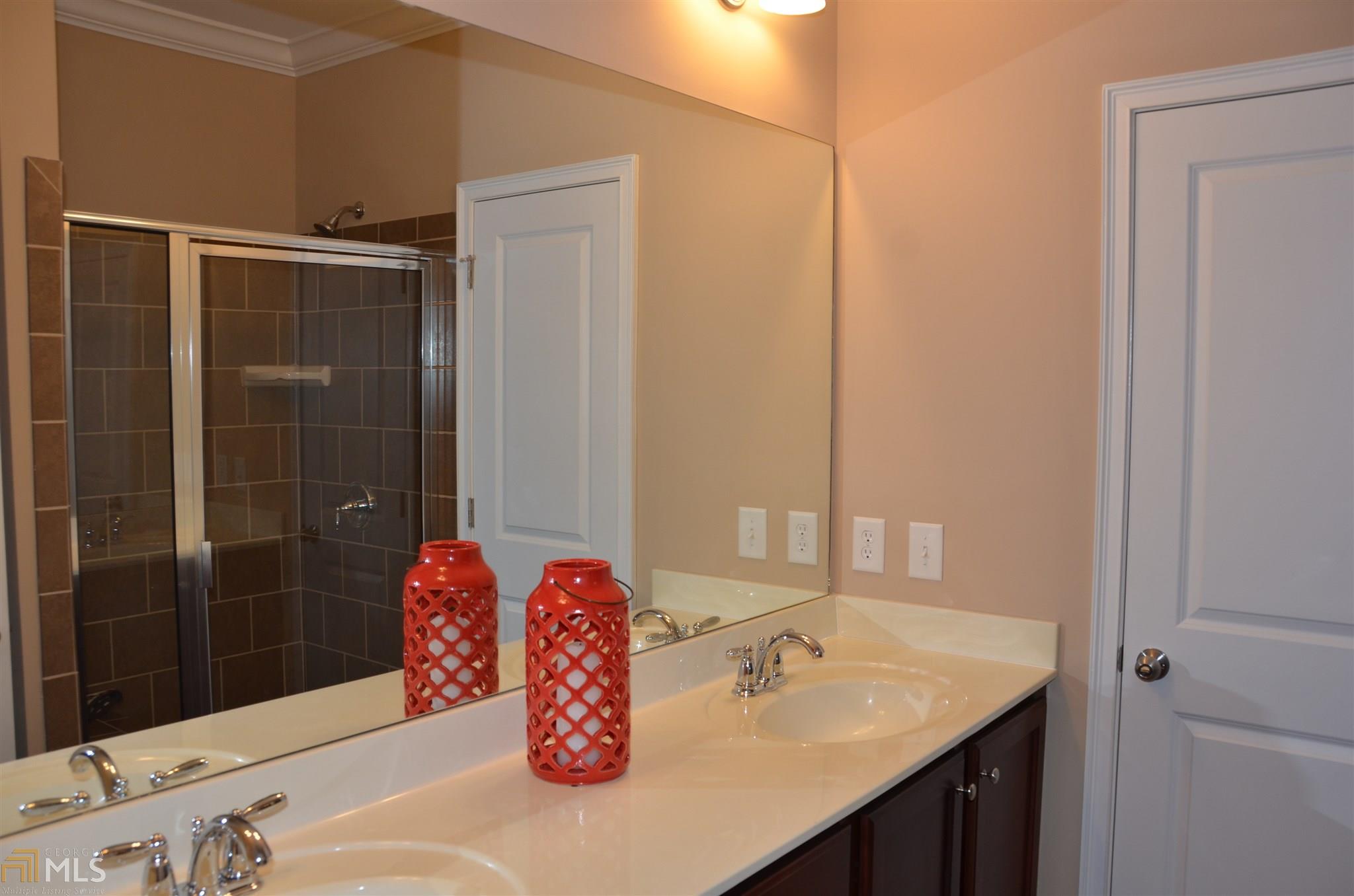 3064 Quantum Ln, Chamblee, GA 30341 photo 2