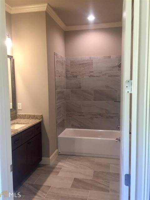 392 Rosshandler Rd, Suwanee, GA 30024 photo 5