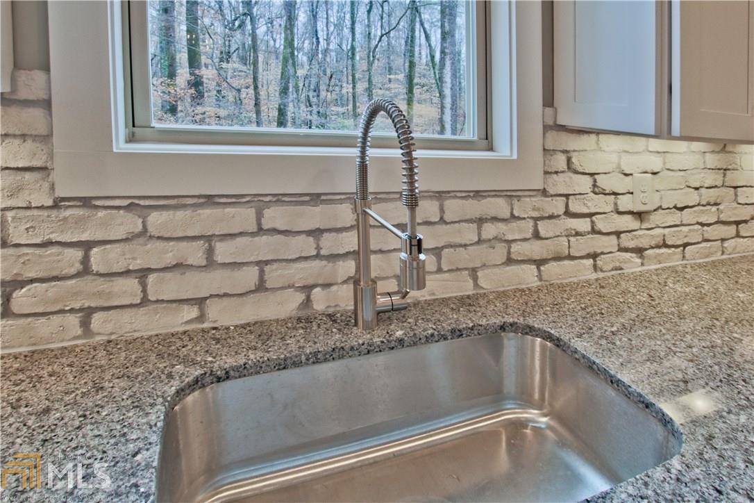 3995 Commodore Dr, Chamblee, GA 30341 photo 18