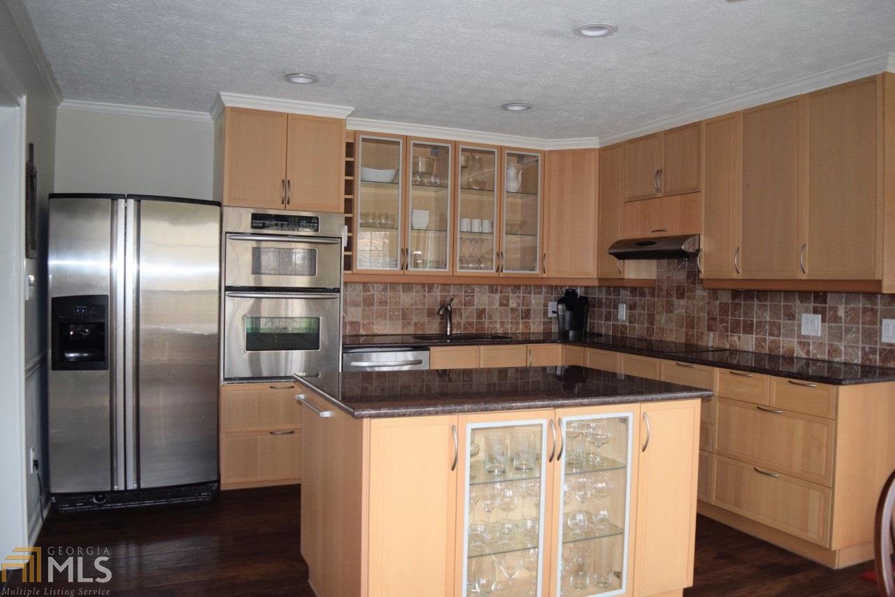 4792 Riveredge Dr, Peachtree Corners, GA 30096 photo 9