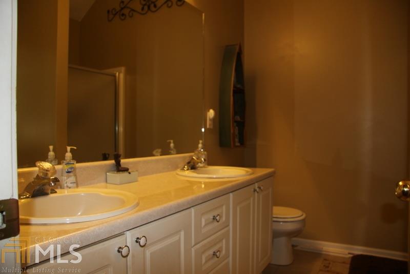 140 Macadamia Ct, Covington, GA 30016 photo 8