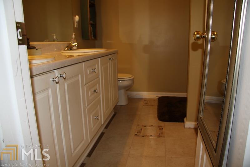 140 Macadamia Ct, Covington, GA 30016 photo 9