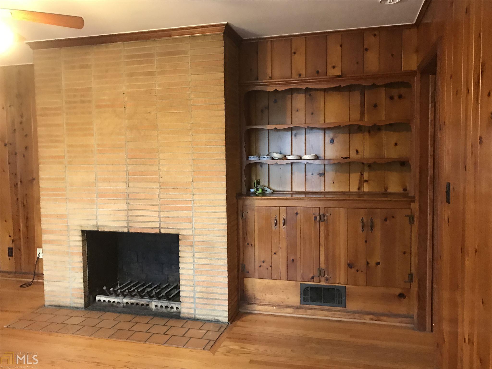 1069 Helen St, Morrow, GA 30260 photo 6