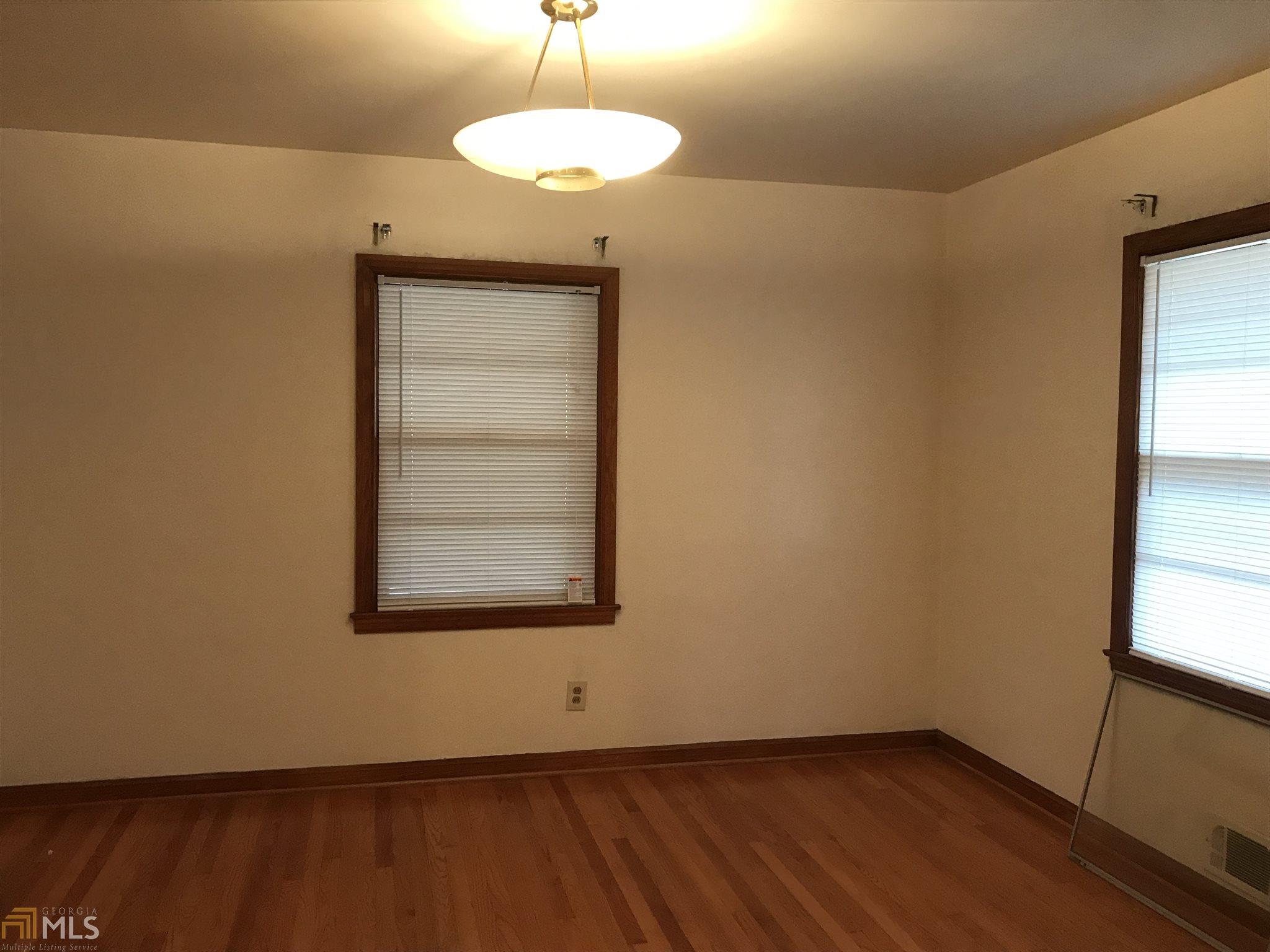 1069 Helen St, Morrow, GA 30260 photo 11