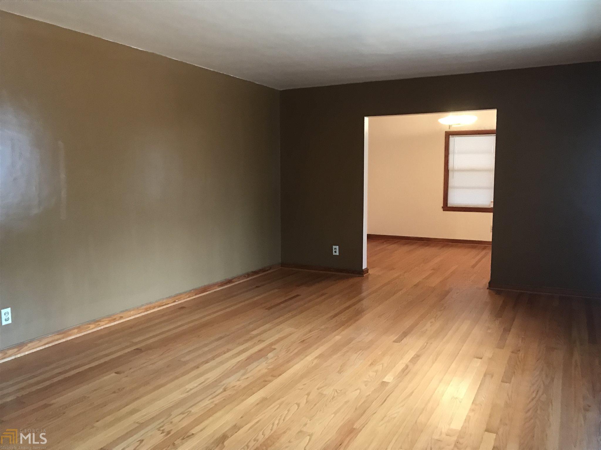 1069 Helen St, Morrow, GA 30260 photo 9