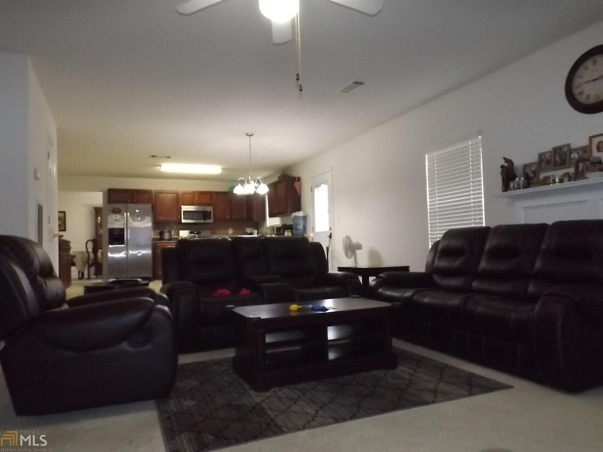 6021 Redtop Loop, Fairburn, GA 30213 photo 4