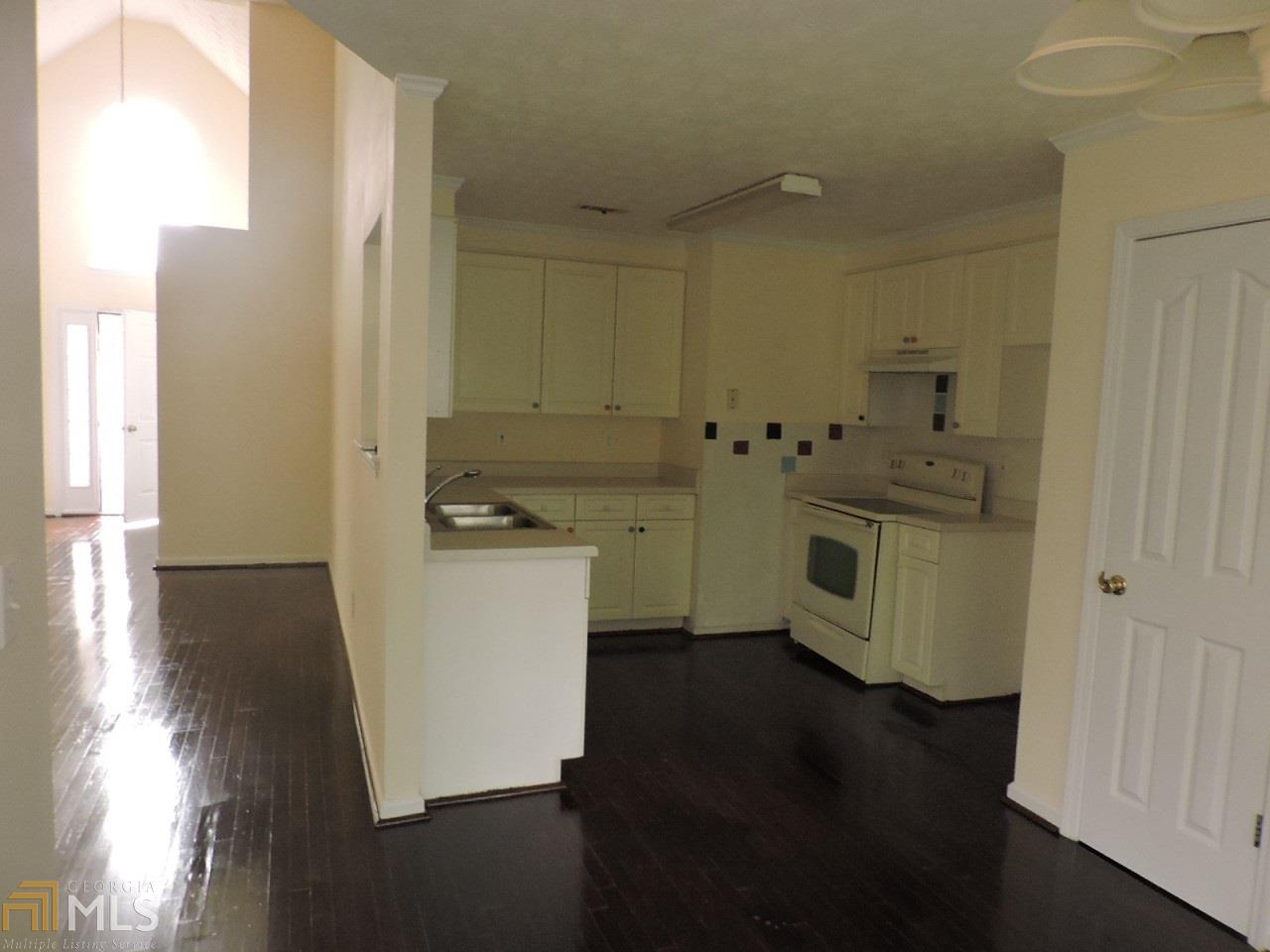 11213 Weeping Willow Pl, Hampton, GA 30228 photo 8