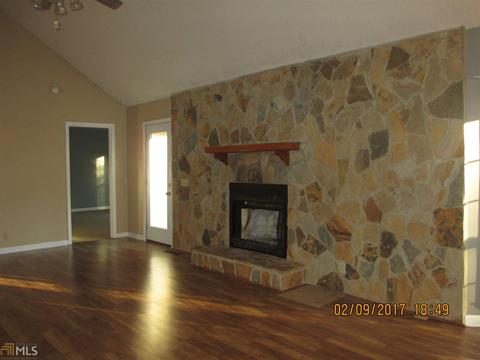 105 Cochran Dr, Lagrange, GA 30240 photo 9