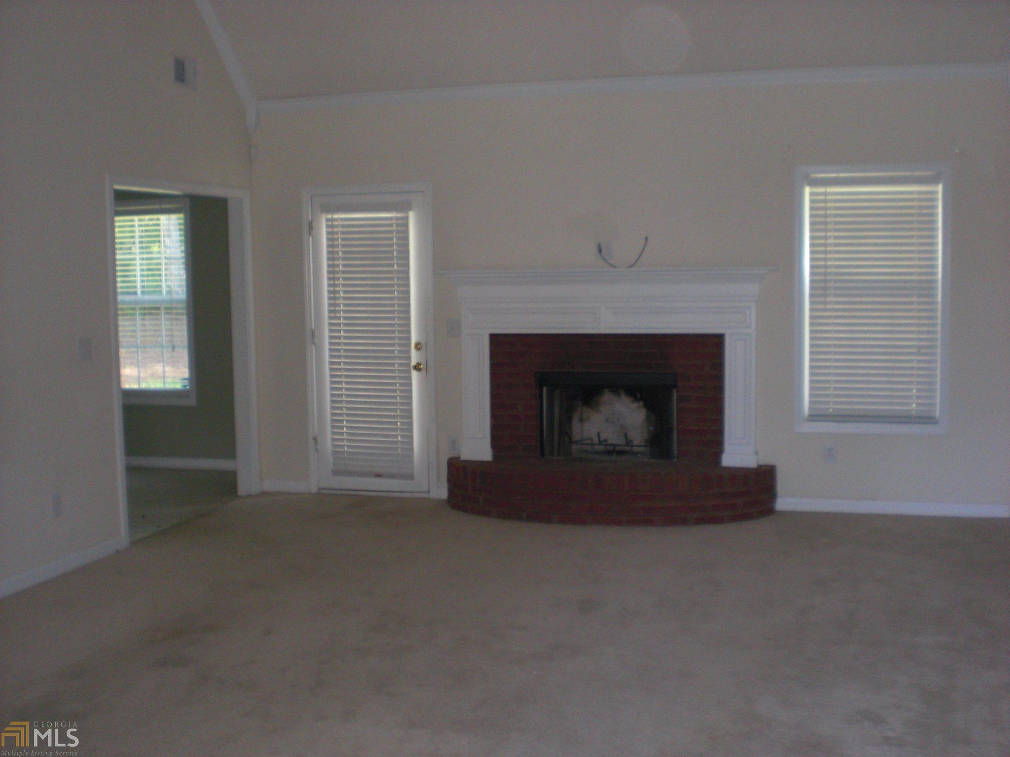 170 Rosewalk Dr, Covington, GA 30016 photo 3