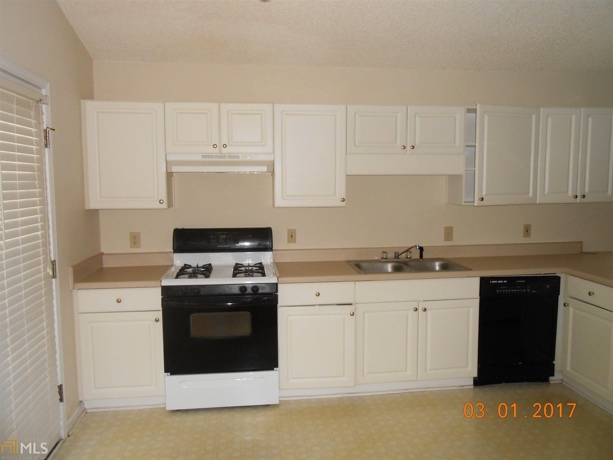 218 Adam Cir, Mcdonough, GA 30253 photo 10