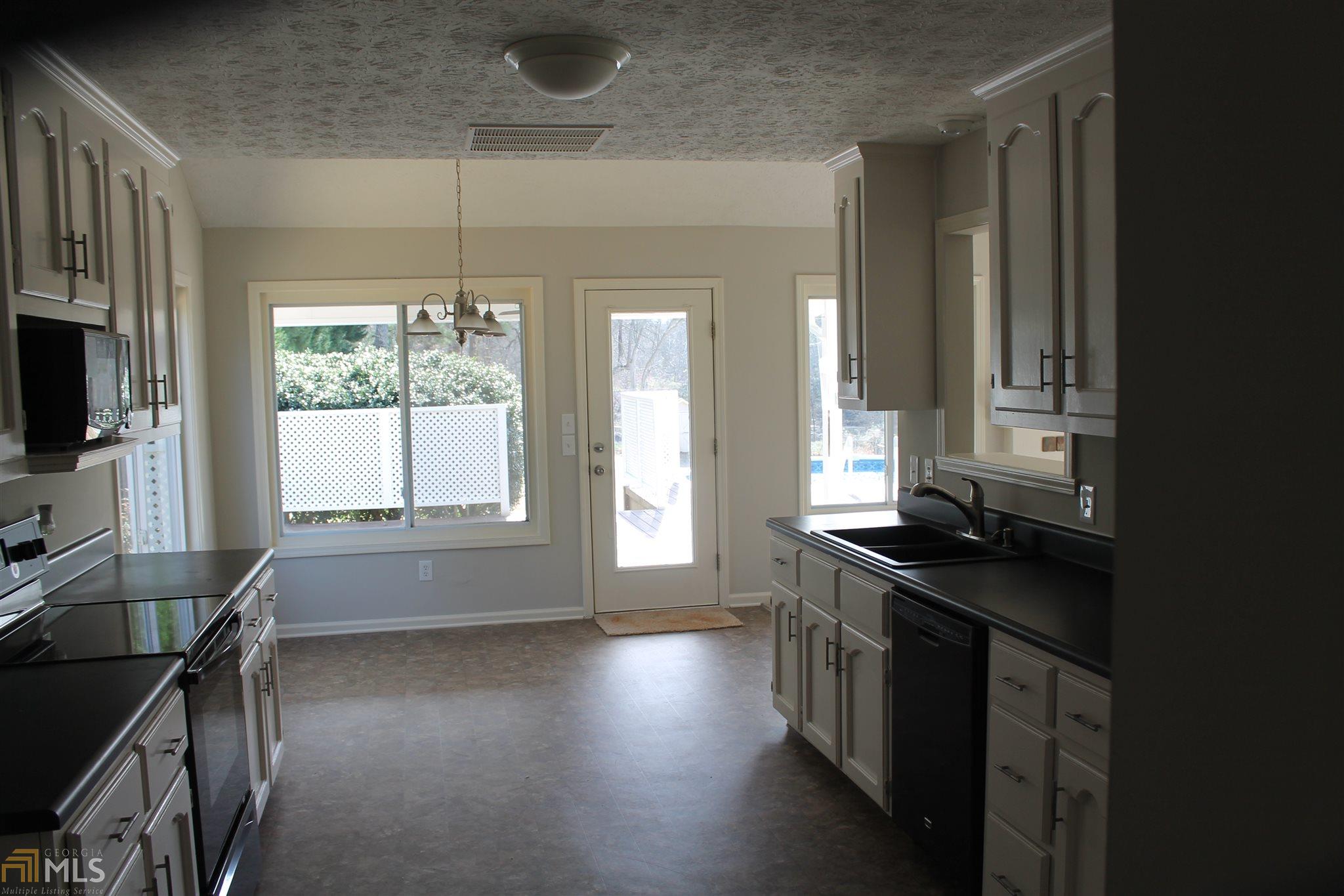 613 Rivermill Rd, Bethlehem, GA 30620 photo 11