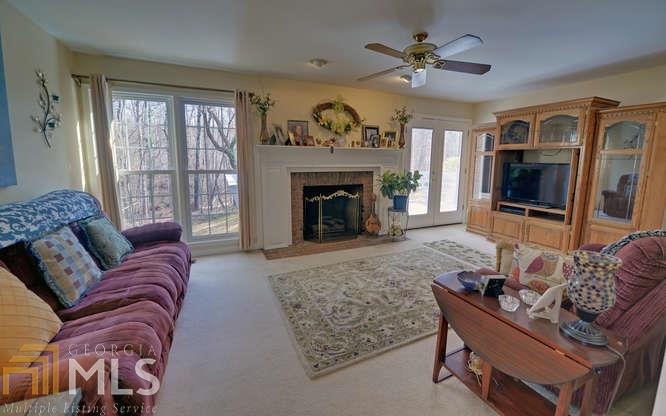 359 Wesley Cir, Toccoa, GA 30577 photo 6